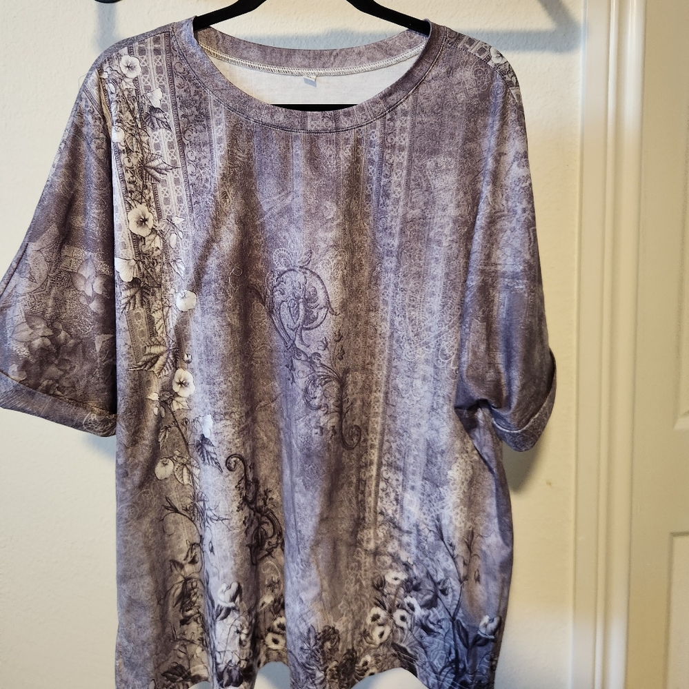Floral Gray Women's Top